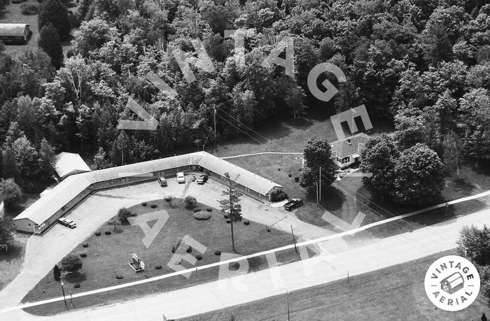 Candlelite Motel - 1993 Aerial (newer photo)